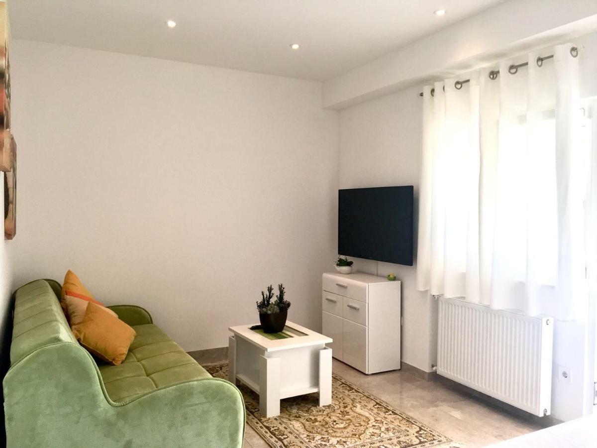 פורץ Apartment Lili מראה חיצוני תמונה